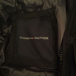 Tommy Hilfiger Jackets & Coats - Tommy Hilfiger down jacket men medium. Tommy Hilfiger Jackets & Coats - Tommy Hilfiger down jacket men medium.